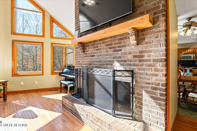 128 Fox Lane, Lafollette, TN 37766