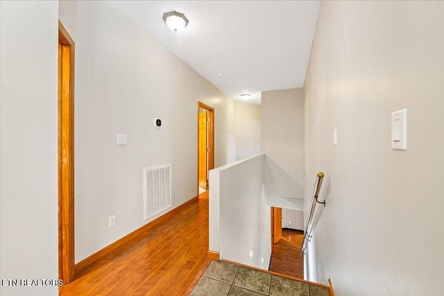 128 Fox Lane, Lafollette, TN 37766