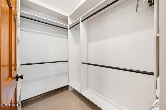 128 Fox Lane, Lafollette, TN 37766