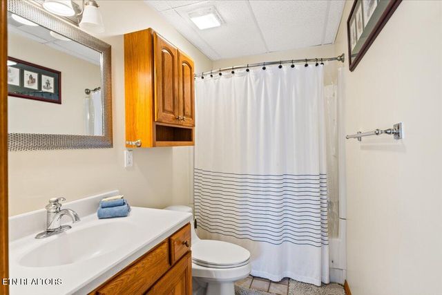 128 Fox Lane, Lafollette, TN 37766