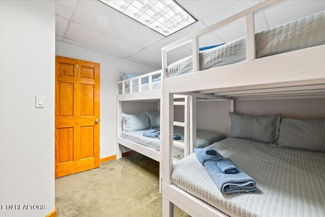 128 Fox Lane, Lafollette, TN 37766