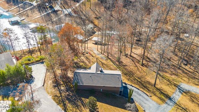 128 Fox Lane, Lafollette, TN 37766