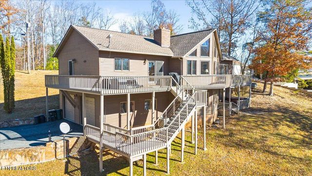 128 Fox Lane, Lafollette, TN 37766