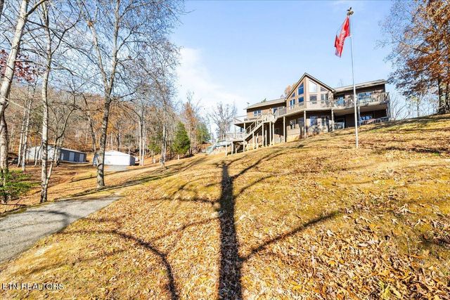 128 Fox Lane, Lafollette, TN 37766