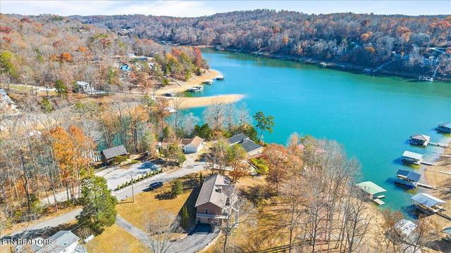 128 Fox Lane, Lafollette, TN 37766