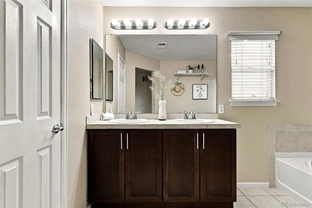 2507 Central Park Boulevard, Denver, CO 80238
