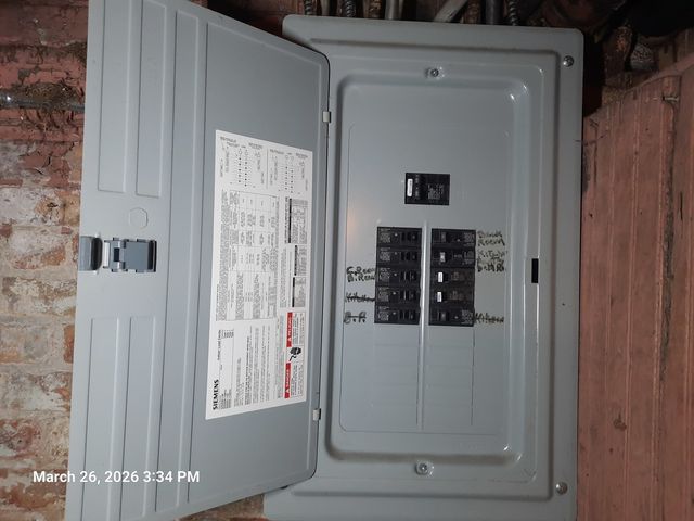 4516 W Van Buren Street, Chicago, IL 60624