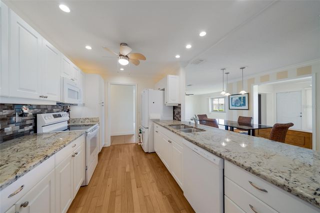 6615 10TH AVENUE W, Bradenton, FL 34209