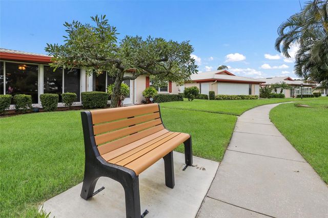6615 10TH AVENUE W, Bradenton, FL 34209