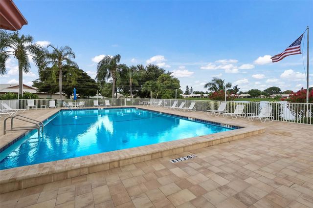 6615 10TH AVENUE W, Bradenton, FL 34209