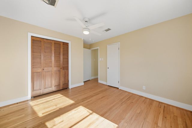 1452 S Circle, Sealy, TX 77474