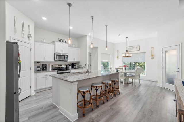 7053 Leisure Street, Navarre, FL 32566