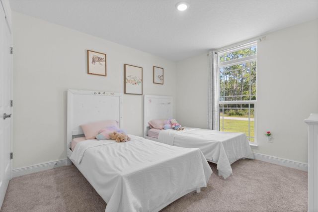 7053 Leisure Street, Navarre, FL 32566