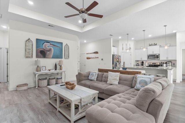 7053 Leisure Street, Navarre, FL 32566