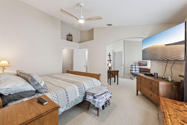 1102 ROYAL SAINT GEORGE DRIVE, Orlando, FL 32828