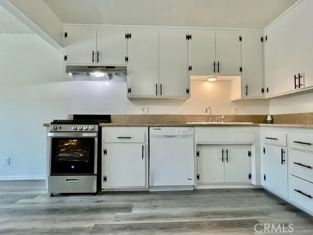 7722 Cypress B, Huntington Beach, CA 92647