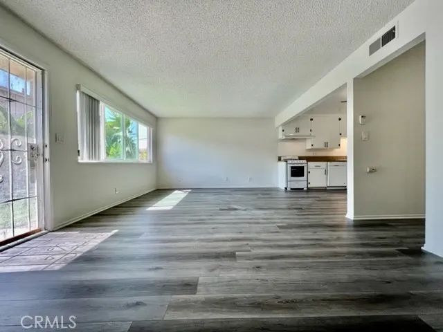 7722 Cypress B, Huntington Beach, CA 92647