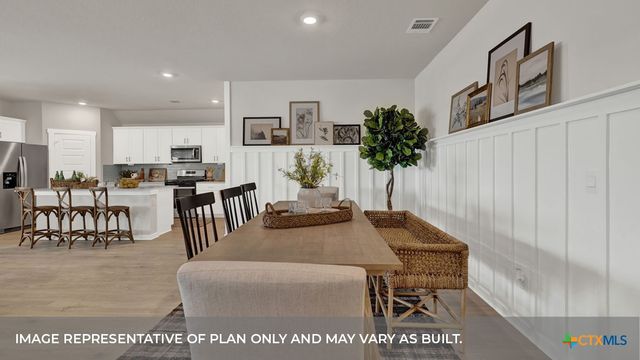 484 KOLBO CROSSING COVE Drive, Lockhart, TX 78644