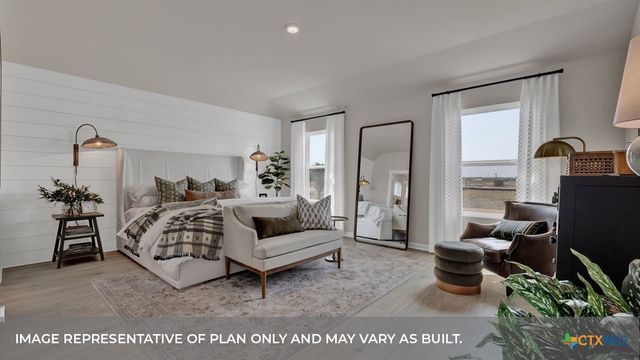 484 KOLBO CROSSING COVE Drive, Lockhart, TX 78644