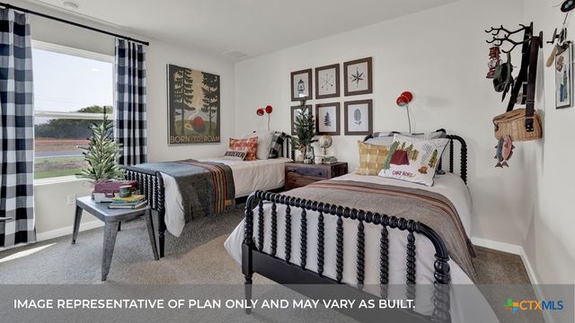 484 KOLBO CROSSING COVE Drive, Lockhart, TX 78644