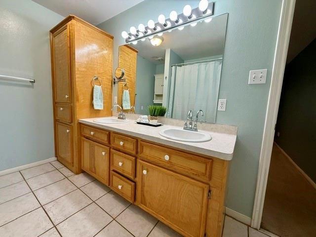 7115 Nickaburr Creek Drive, Magnolia, TX 77354