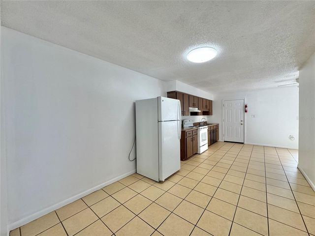 2575 ELM AVENUE, Lake Wales, FL 33898