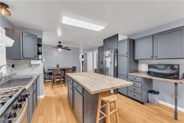 10249 West Ridge Road, Elyria, OH 44035