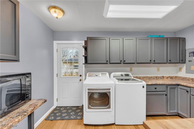 10249 West Ridge Road, Elyria, OH 44035