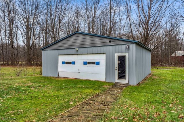 10249 West Ridge Road, Elyria, OH 44035