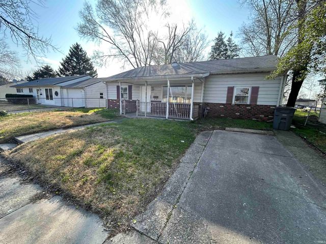 824 S 15th Street, Vincennes, IN 47591