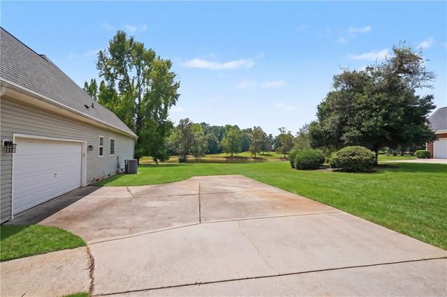 43 Wellington Drive, Griffin, GA 30224