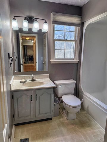 116 Friar Tuck Drive, Dickson, TN 37055