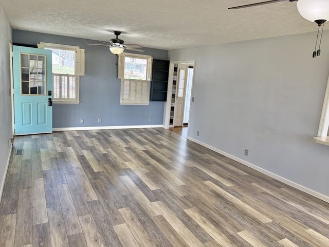 116 Friar Tuck Drive, Dickson, TN 37055