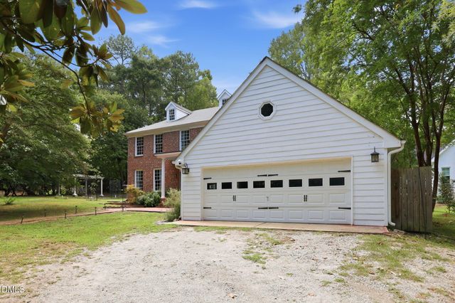 304 Kite Drive, Fuquay Varina, NC 27526