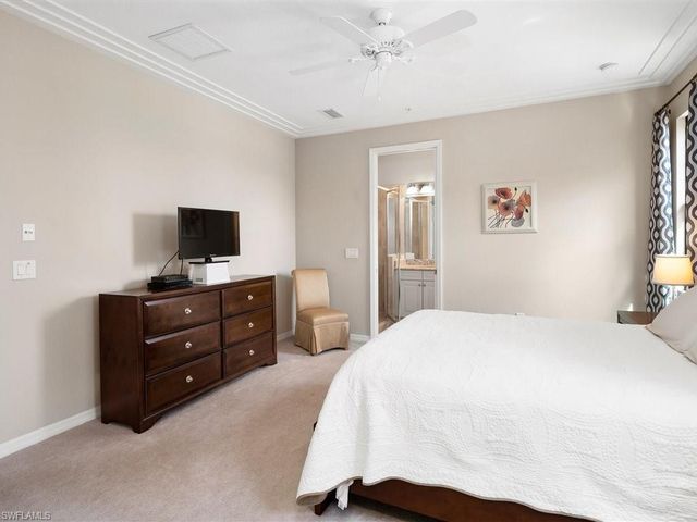 9071 Albion LN N 5703, Naples, FL 34113