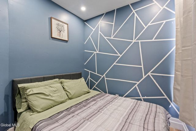 169 Hoosick Street, Troy, NY 12180