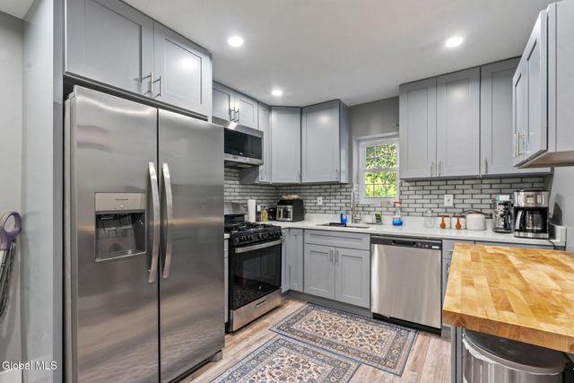 169 Hoosick Street, Troy, NY 12180