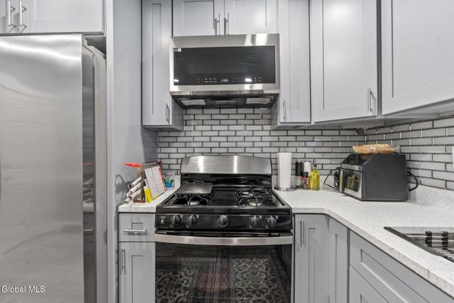 169 Hoosick Street, Troy, NY 12180