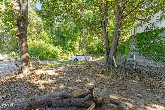 169 Hoosick Street, Troy, NY 12180