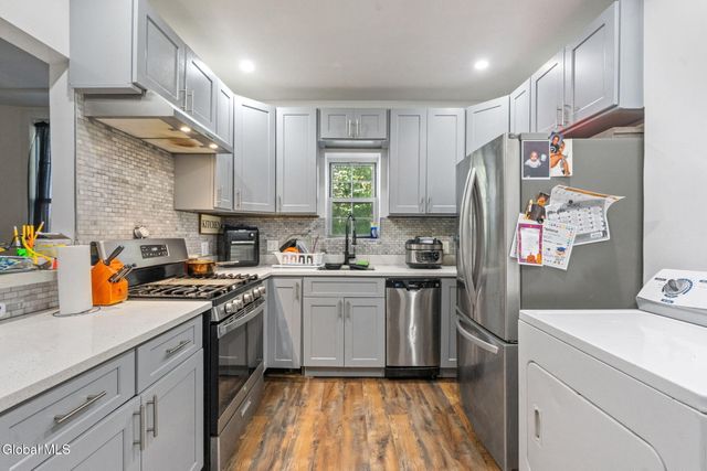 169 Hoosick Street, Troy, NY 12180