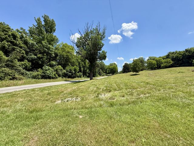40 Mahan Lane, Elmwood, TN 38560