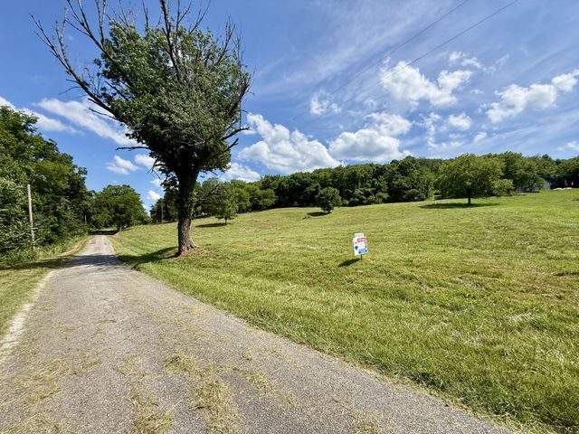 40 Mahan Lane, Elmwood, TN 38560