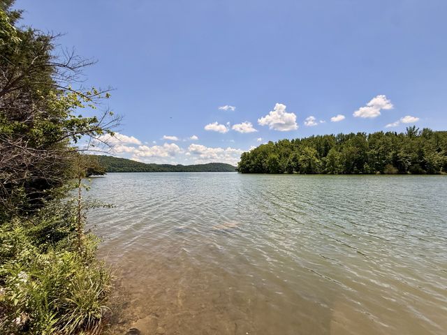 40 Mahan Lane, Elmwood, TN 38560