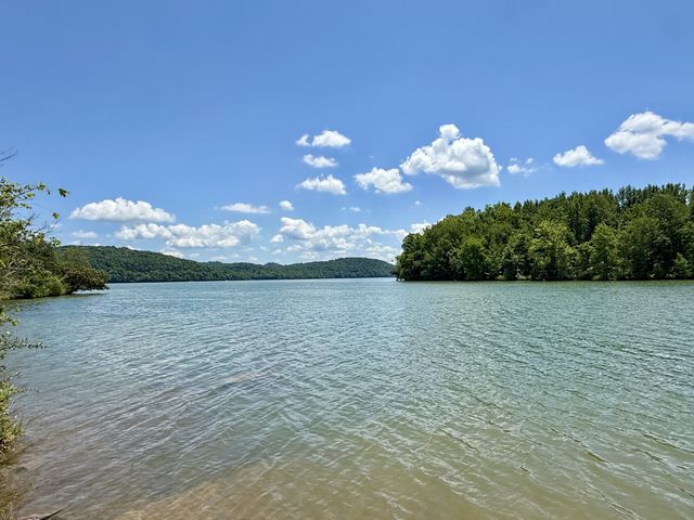40 Mahan Lane, Elmwood, TN 38560