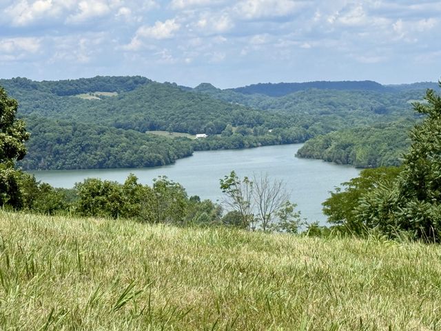 40 Mahan Lane, Elmwood, TN 38560