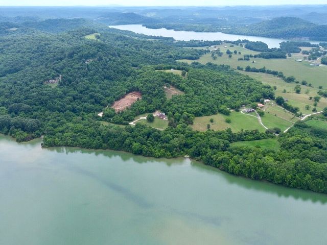 40 Mahan Lane, Elmwood, TN 38560