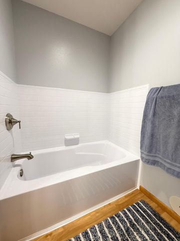 4408 3rd Street S, Moorhead, MN 56560