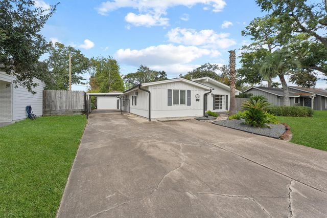 4414 Gardendale Drive, Houston, TX 77092