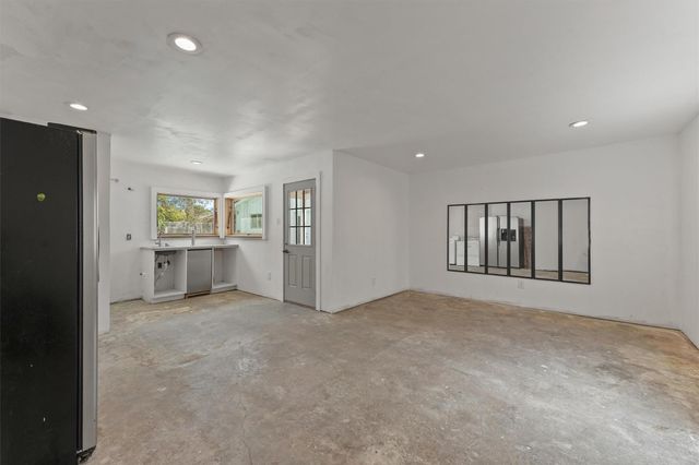 4414 Gardendale Drive, Houston, TX 77092