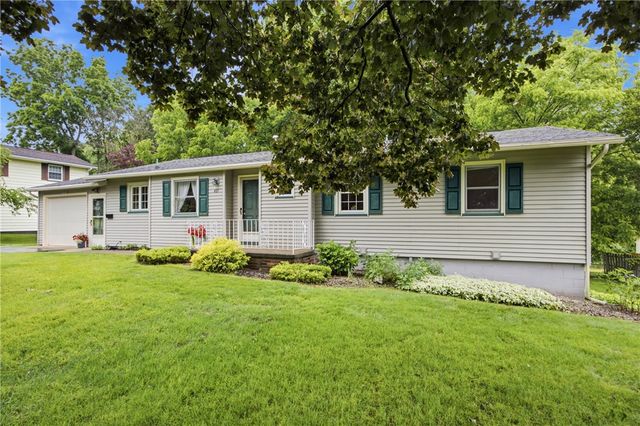 435 Whipple Lane, Irondequoit, NY 14622